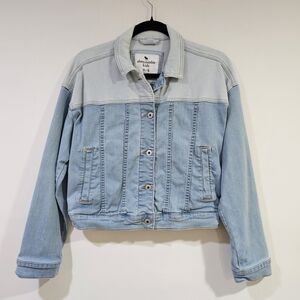Abercrombie Kids Light Blue Denim Jacket Girl's Size 13/14